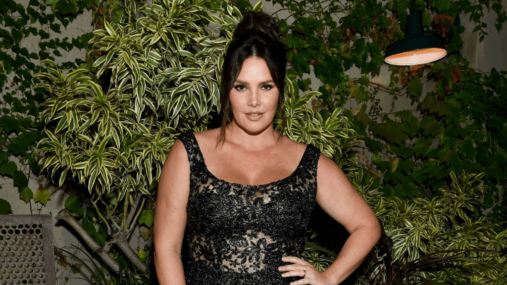 Candice Huffine s un claro ejemplo de porque en la critica de Romance in Style se contradice su mensaje
